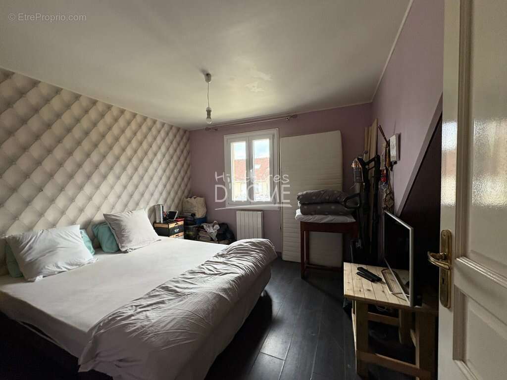 Maison à LA FERTE-GAUCHER