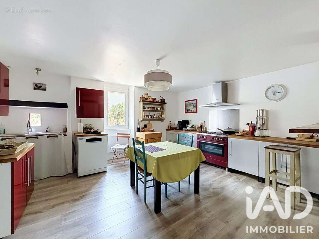 Maison 228 m² à Samadet  - photo 6