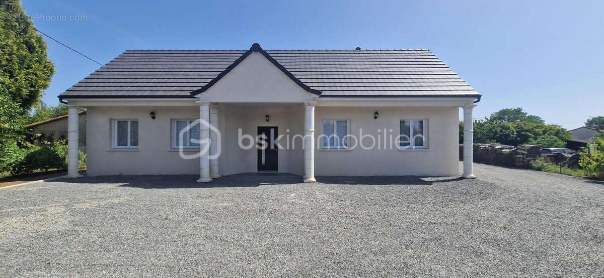 COUP DE CŒUR – Maison contemporaine de plain-pied de 130 m² sur un terrain de 1 210 m² - photo 12