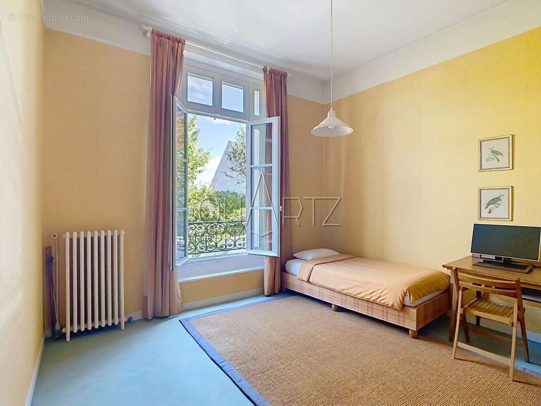 Appartement à LE CHESNAY