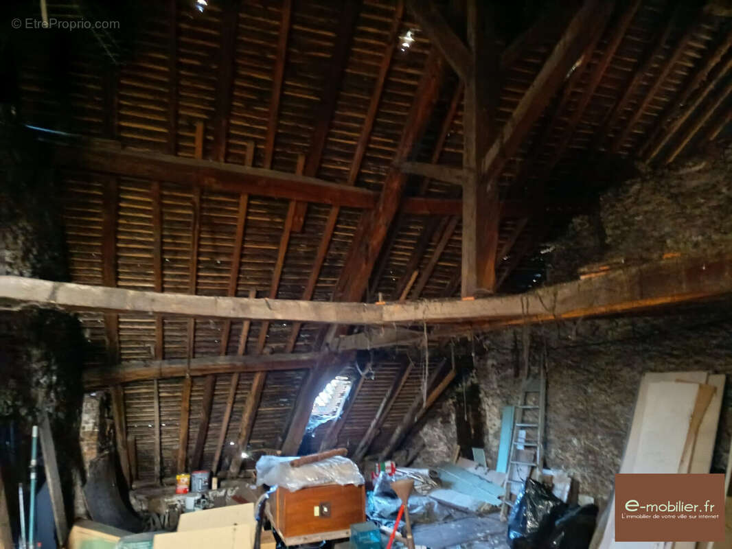 Appartement à LE PONT-DE-BEAUVOISIN
