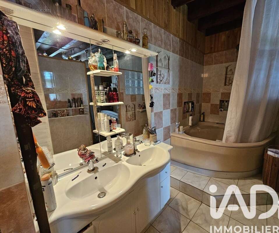 Photo 9 - Maison à SAINT-SATURNIN