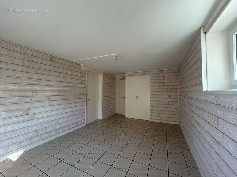 Maison à BESSINES-SUR-GARTEMPE