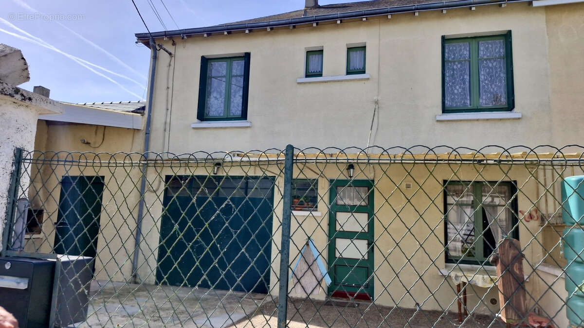 Maison à CHATELLERAULT