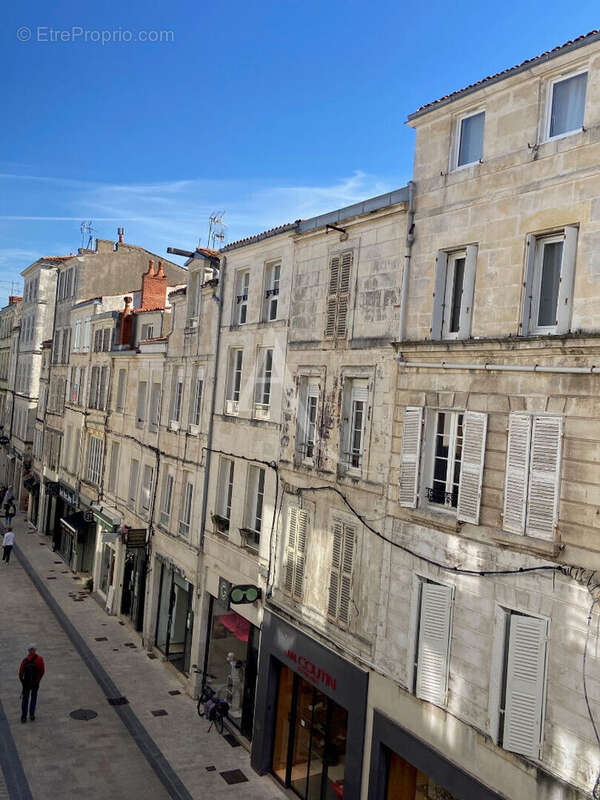 Centre - Bel appartement - ascenseur - photo 10