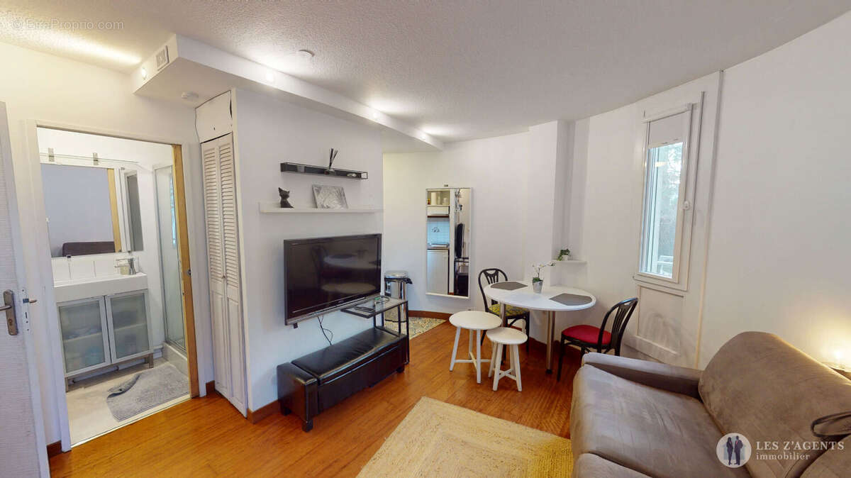 Appartement à SAINT-MARTIN-D'HERES