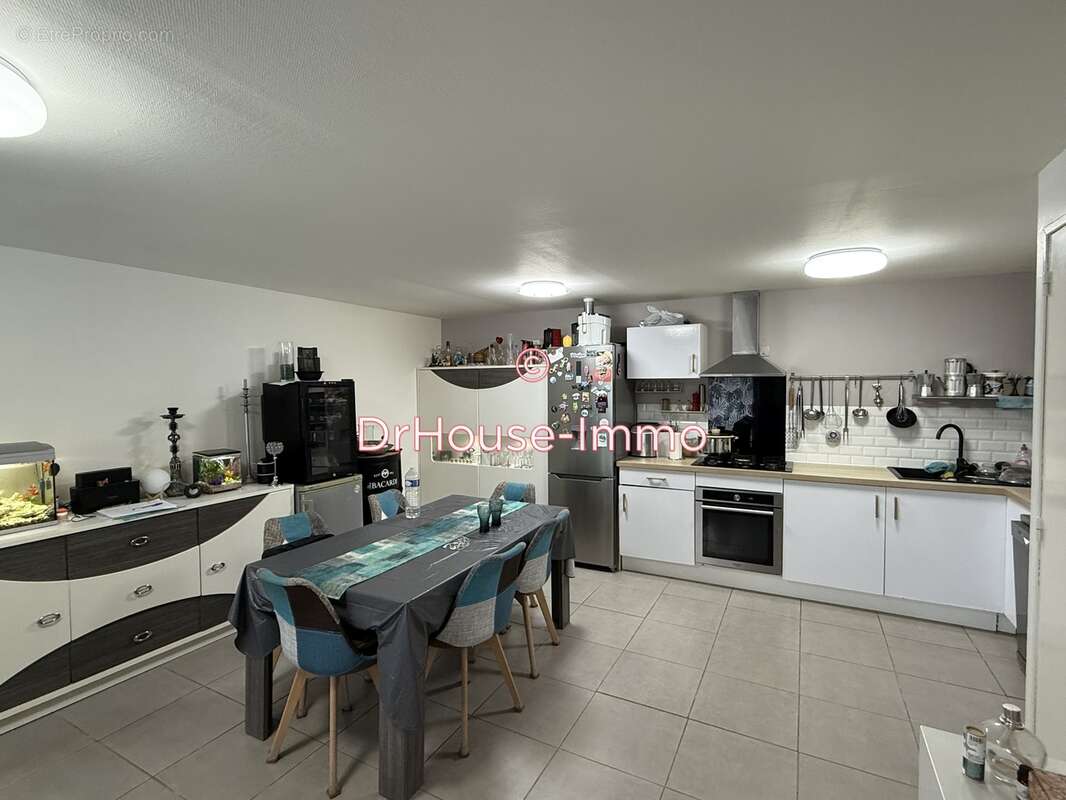 Maison à SAINT-MAXIMIN-LA-SAINTE-BAUME