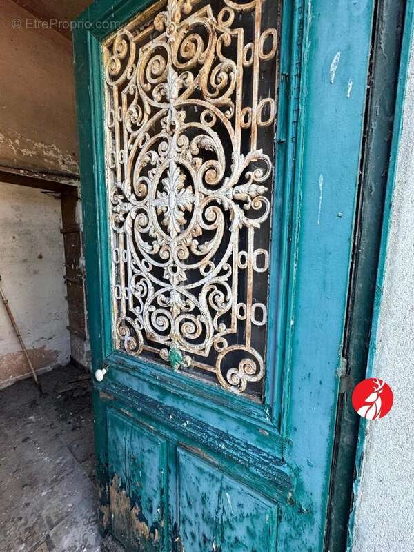 Maison à LA CHAPELLE-LA-REINE