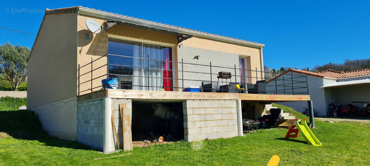 Maison à LAGARRIGUE