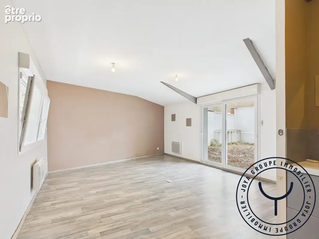 Appartement 247 m² à Romilly-Sur-Seine  - photo 9