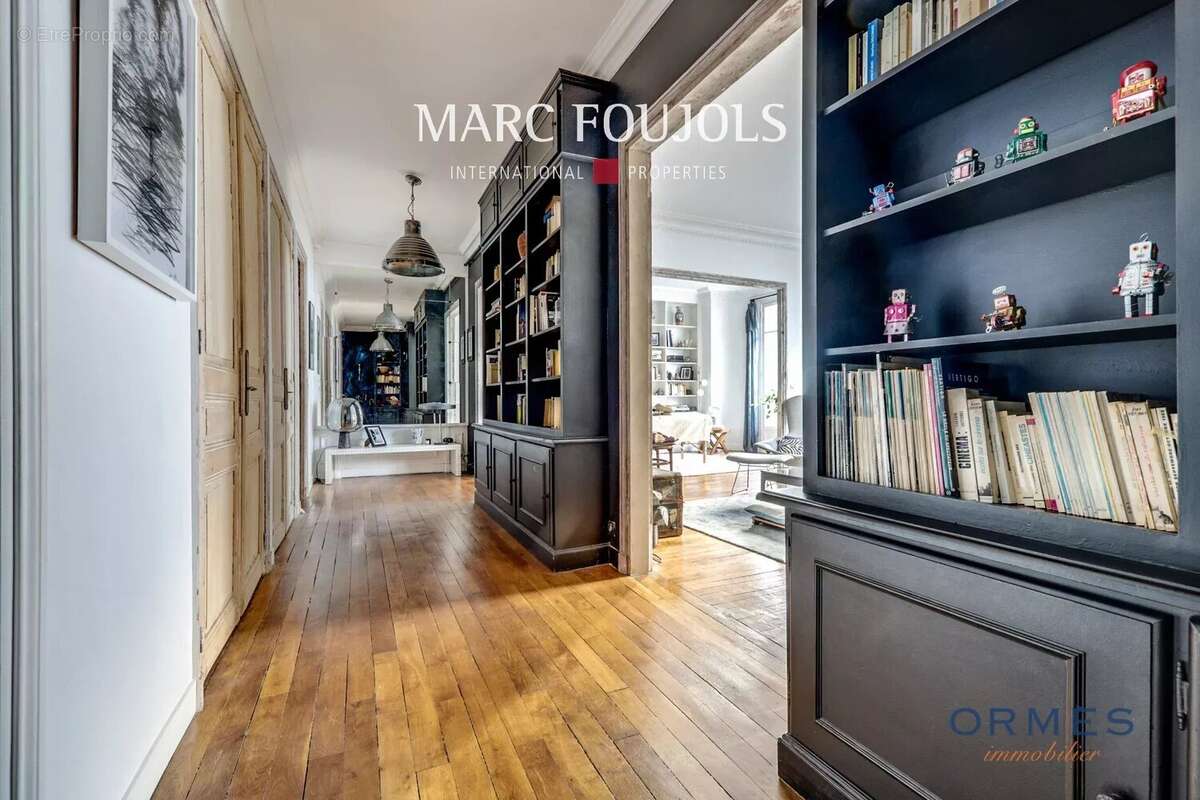 Appartement à PARIS-15E