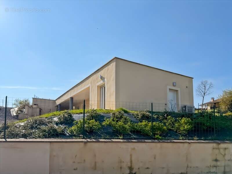 Maison à AIGNAN