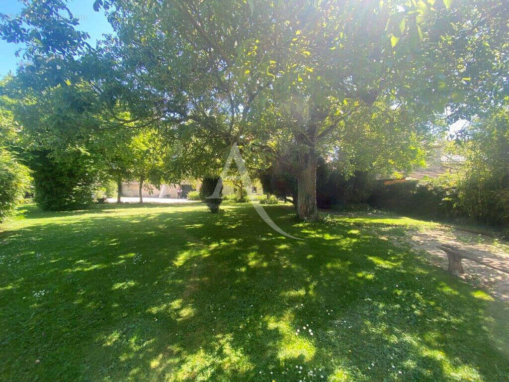 Maison à ASCHERES-LE-MARCHE