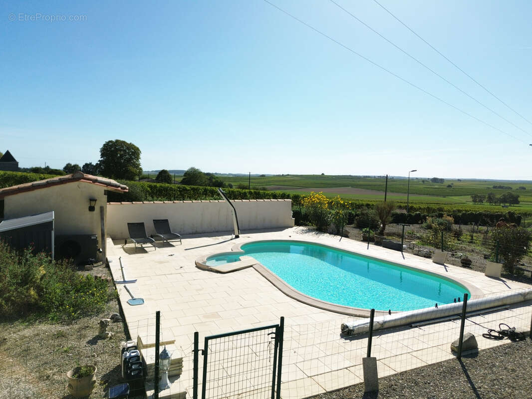 Maison à SAINT-EUGENE