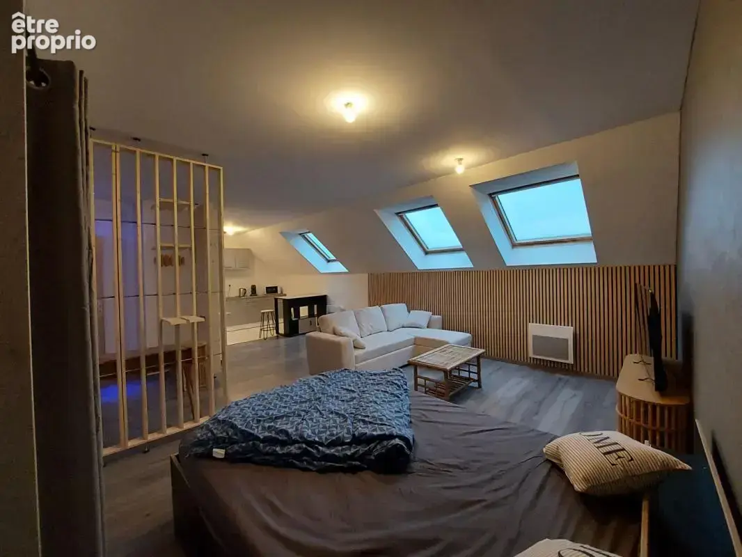 À saisir : Appartement type loft vendu meublé avec place de parking couverte et sécurisé - photo 8