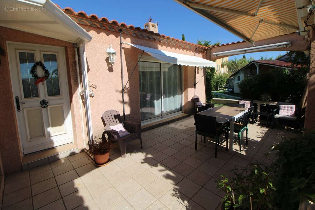 Maison à VILLEVEYRAC