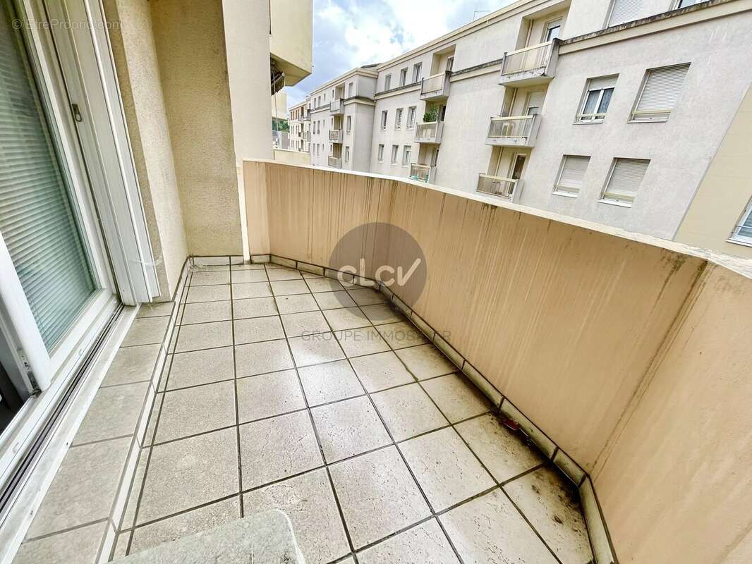 Appartement à FONTAINES-SUR-SAONE