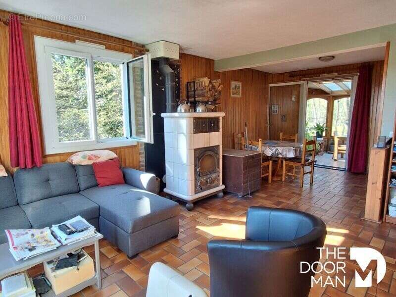 Maison à LE PERRAY-EN-YVELINES