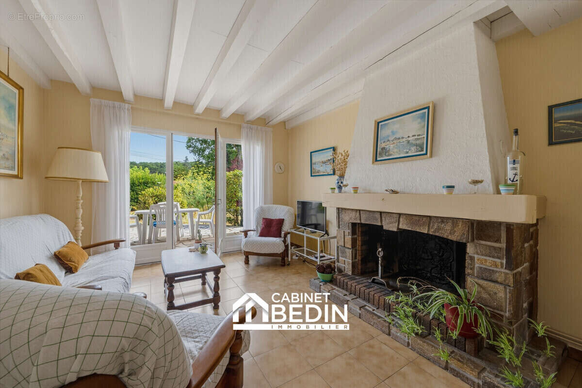 Maison 132 m² à Lege-Cap-Ferret  - photo 2