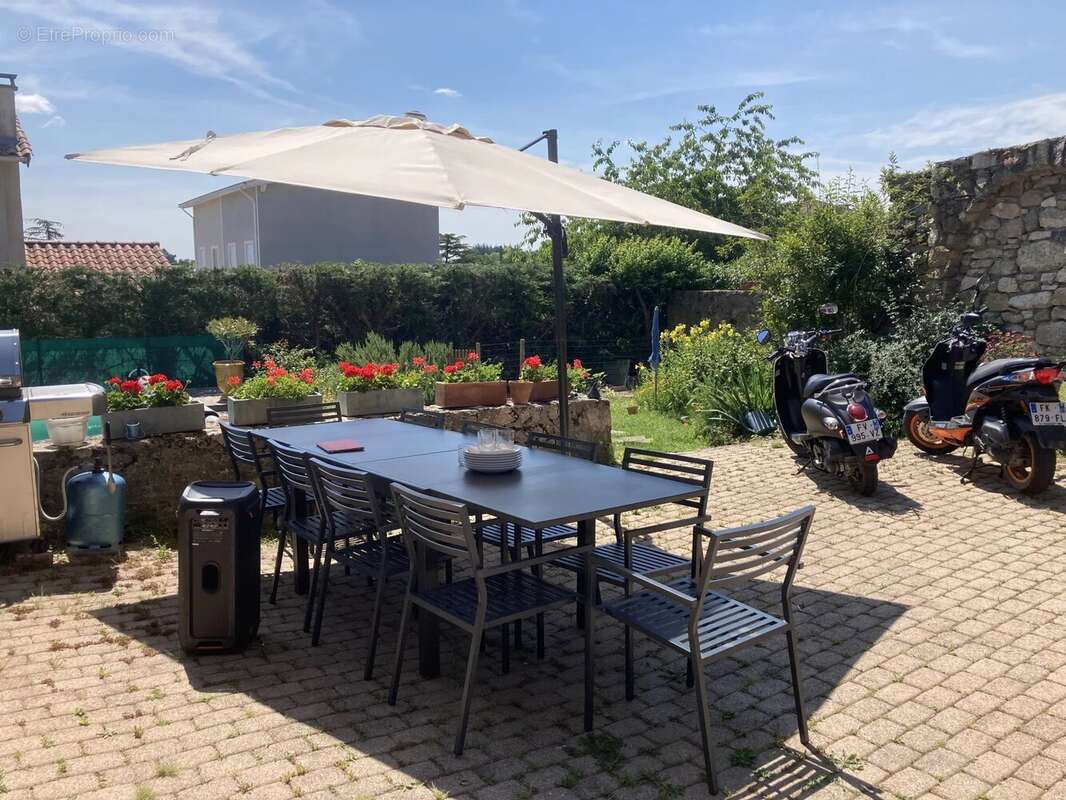 Maison à SOUCIEU-EN-JARREST