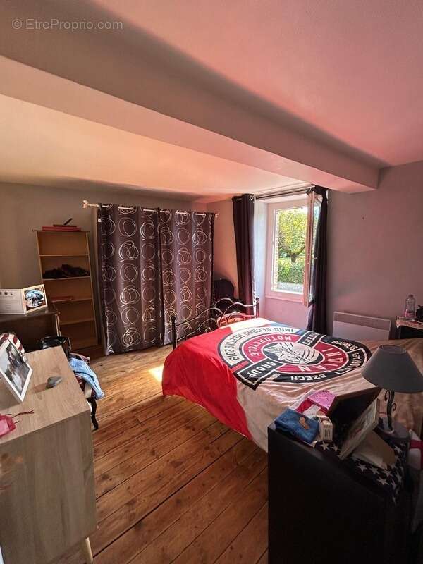 Maison à SAINT-SORNIN-LEULAC