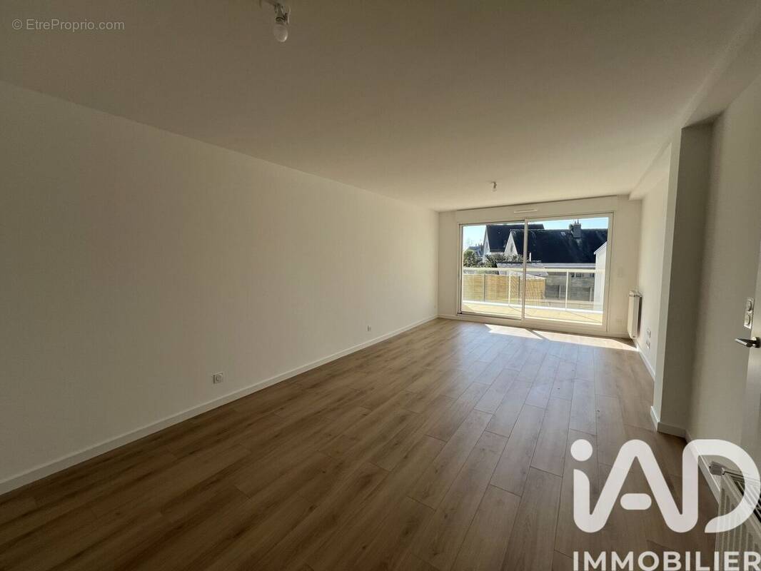 Photo 1 - Appartement à LA CHAPELLE-DES-FOUGERETZ