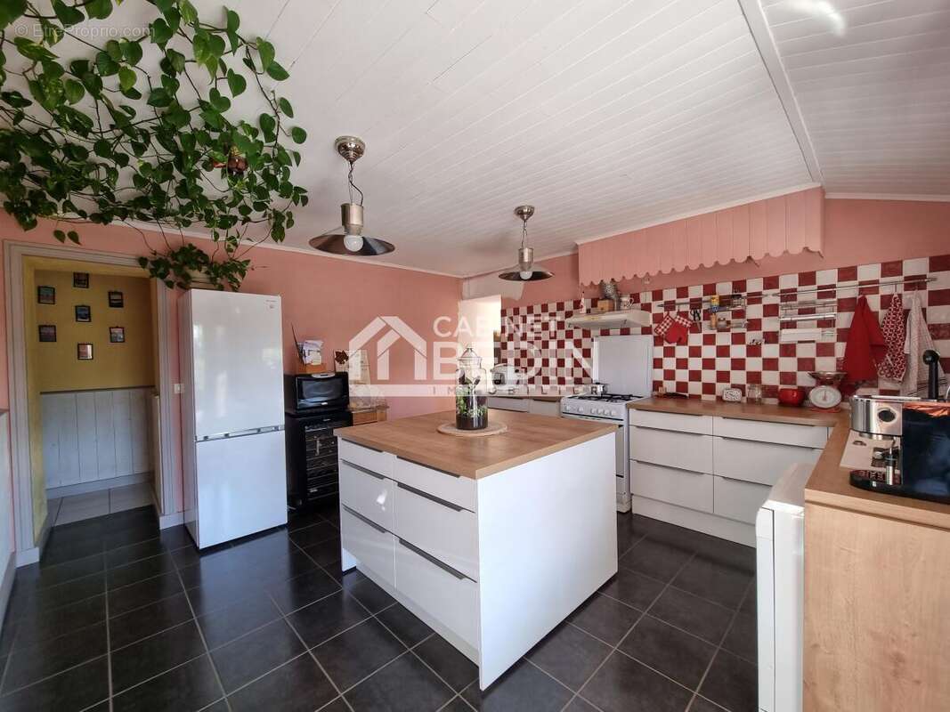 Maison à MONPRIMBLANC