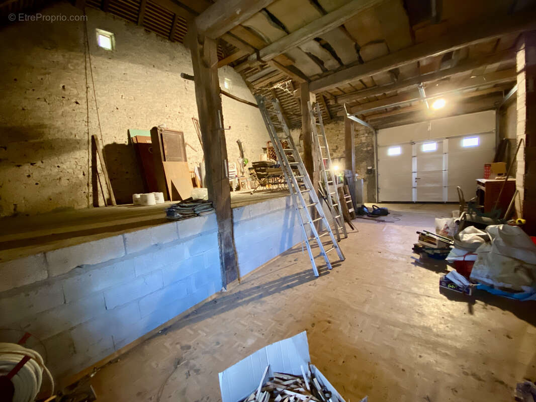 Maison à AUTECHAUX-ROIDE