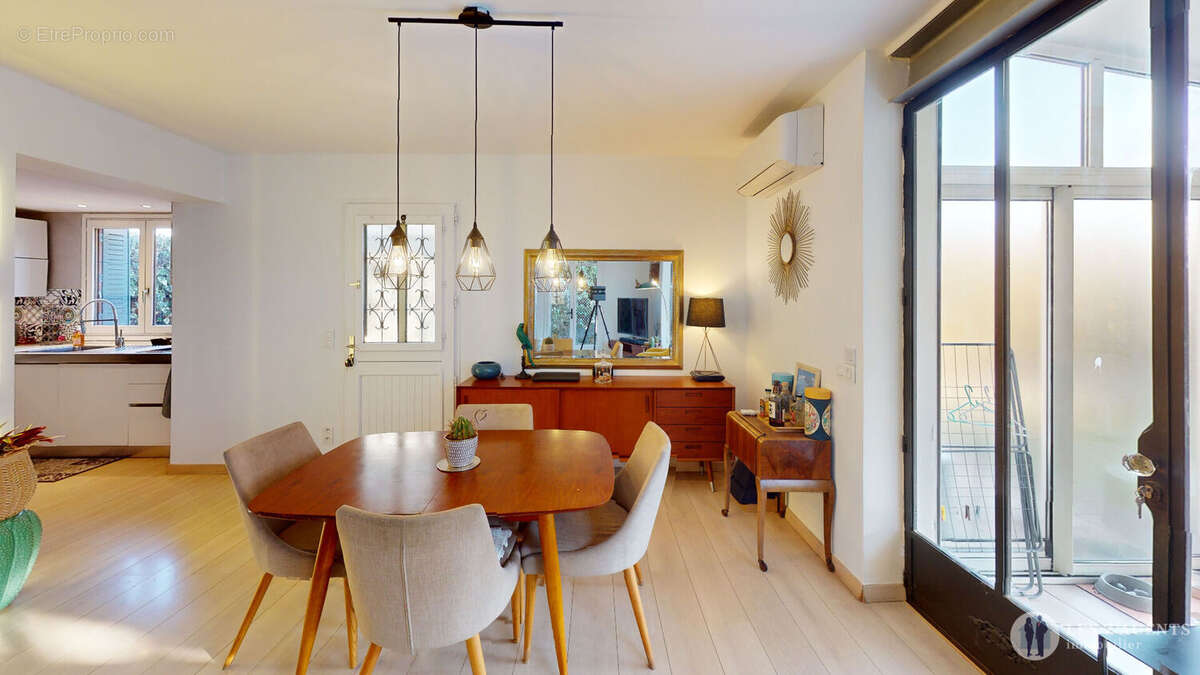 Maison à SAINT-MARTIN-D'HERES