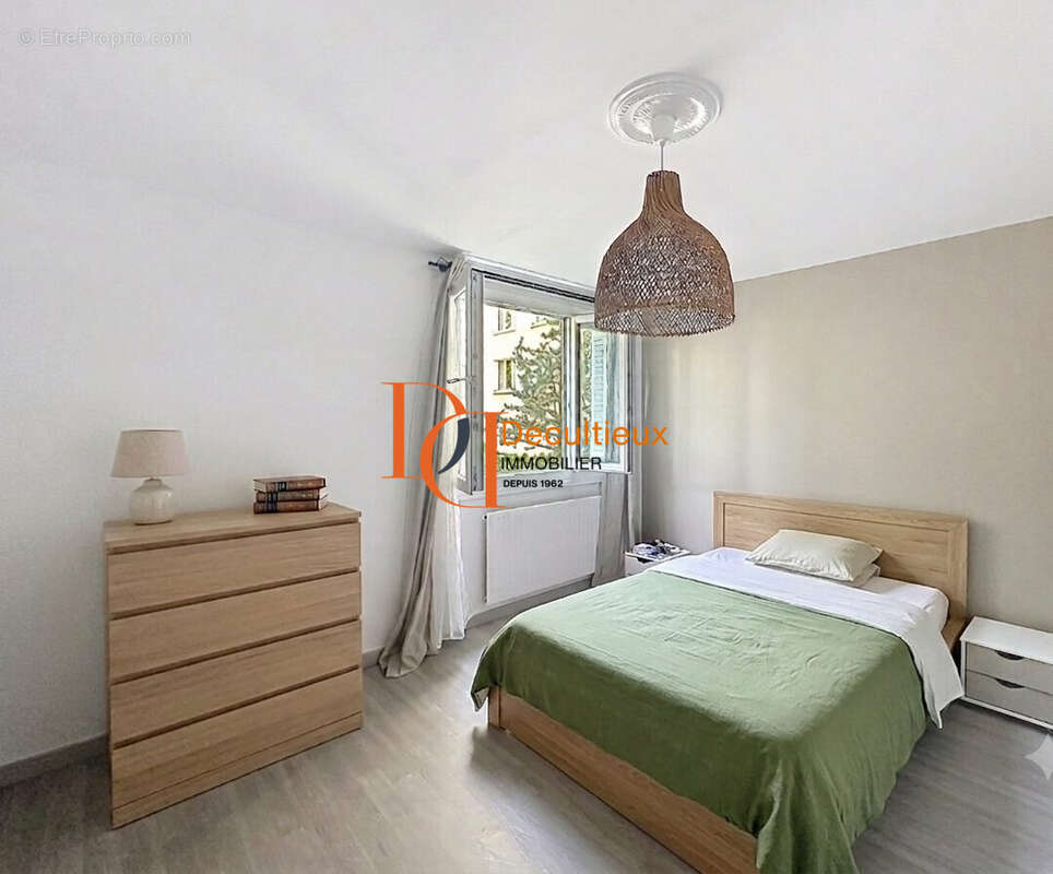 Appartement à SAINTE-FOY-LES-LYON