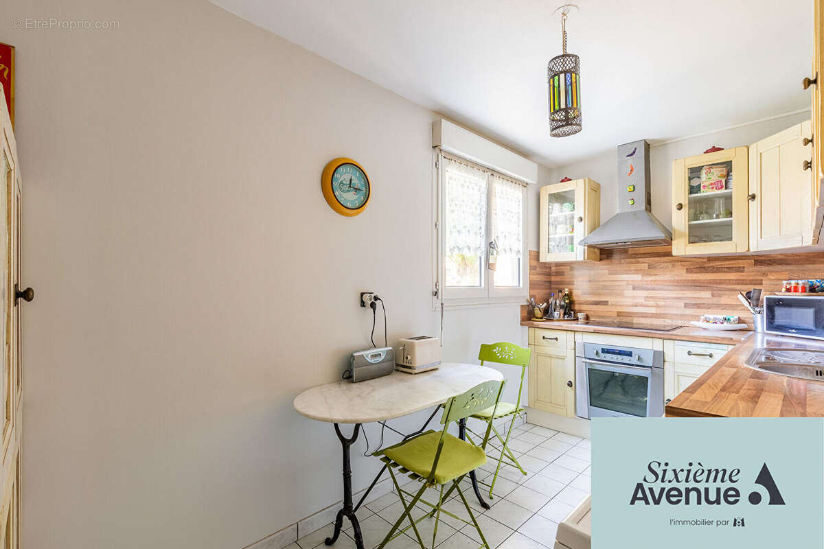 Appartement à CHILLY-MAZARIN
