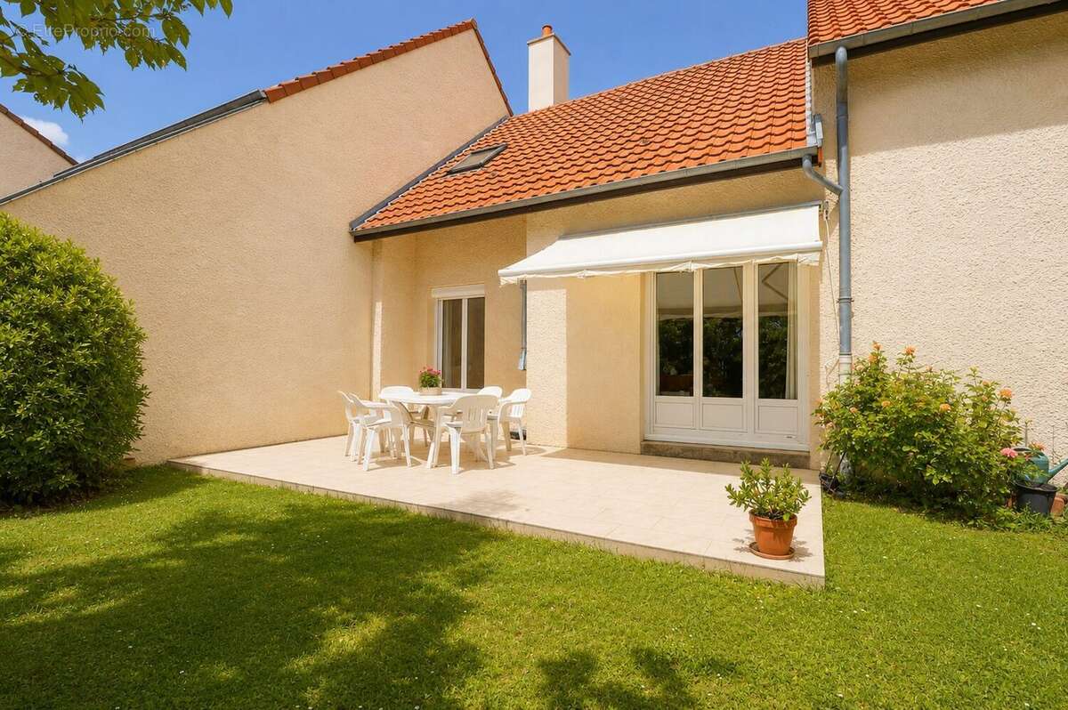 Maison à AHUY
