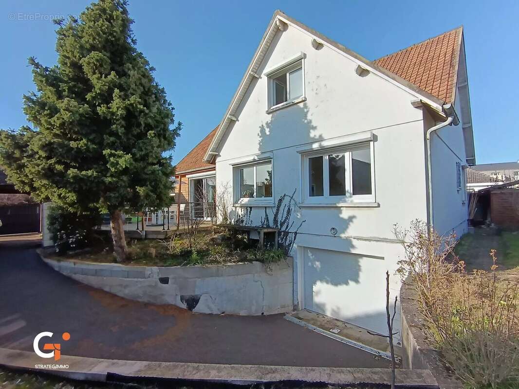 Maison à PONT-DE-L'ARCHE