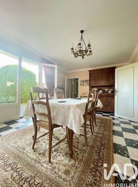 Photo 2 - Maison à ARQUES