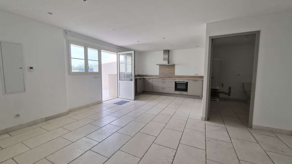 Maison à SAINTE-SOULLE