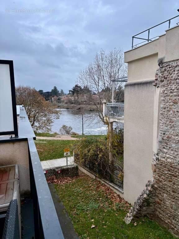 Appartement à SAINT-JUST-SAINT-RAMBERT