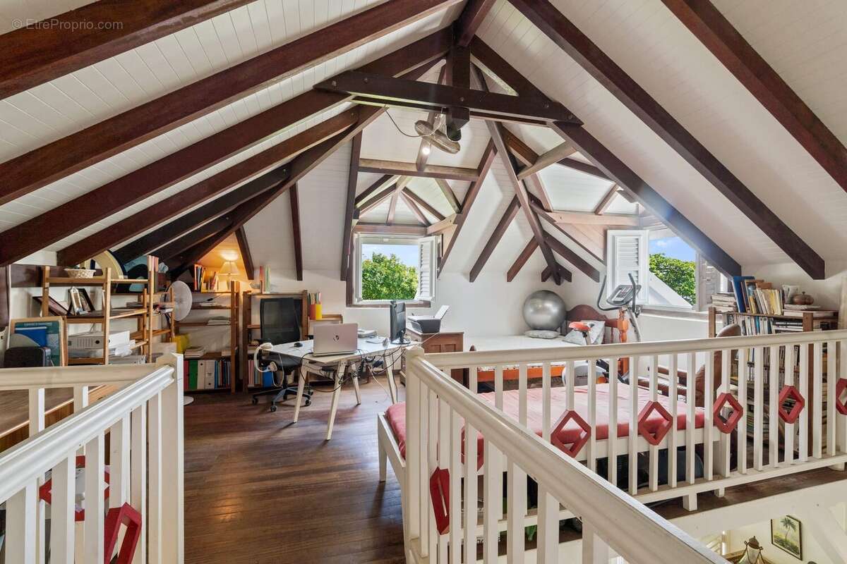 Maison à SAINTE-LUCE