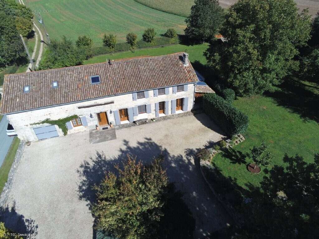 Maison à SAUZE-VAUSSAIS