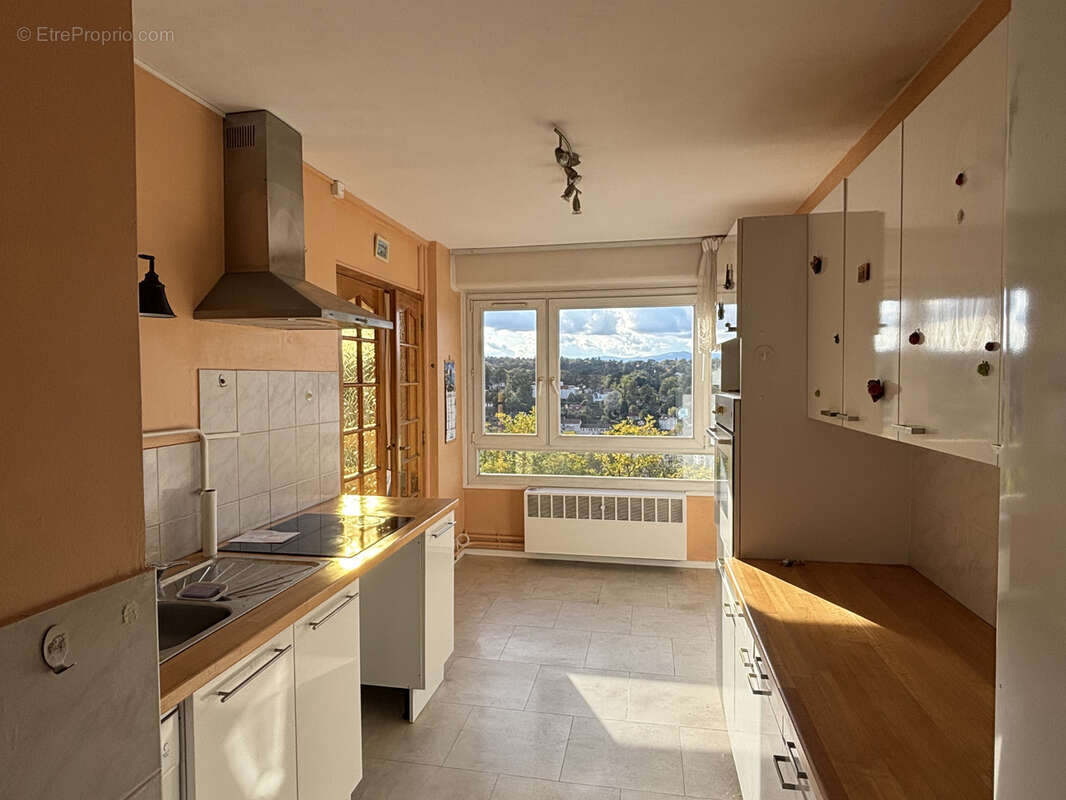 Appartement à OULLINS