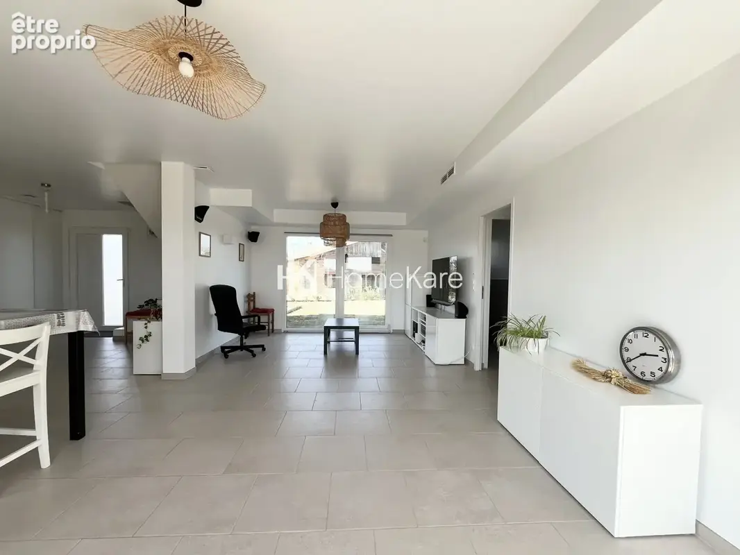 Maison 5 pièces 140 m² à vendre à Sainte-Foy-D'aigrefeuille (31570) - photo 3