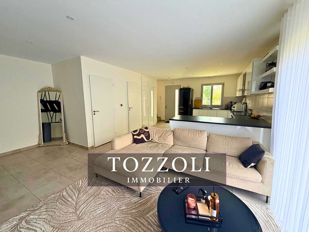 Maison L'isle D'abeau 4 pièce(s) 80.37 m2 - photo 5
