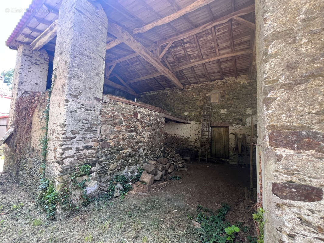 Maison à LA HAIE-FOUASSIERE