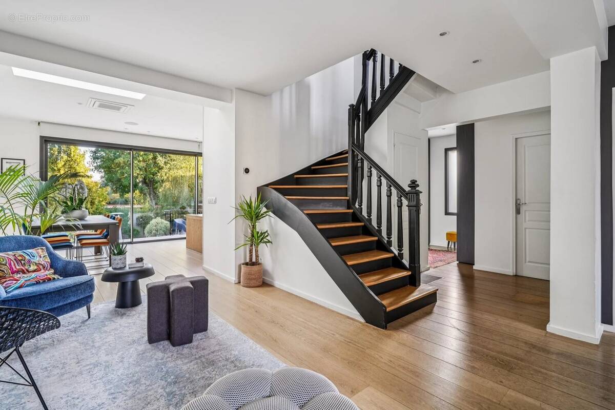 Maison à SAINT-MAUR-DES-FOSSES