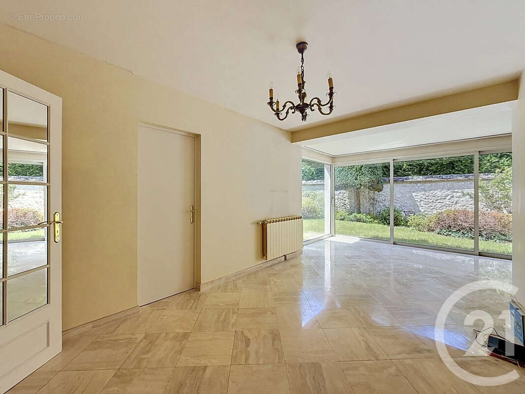 Maison 140 m² à Provins  - photo 19