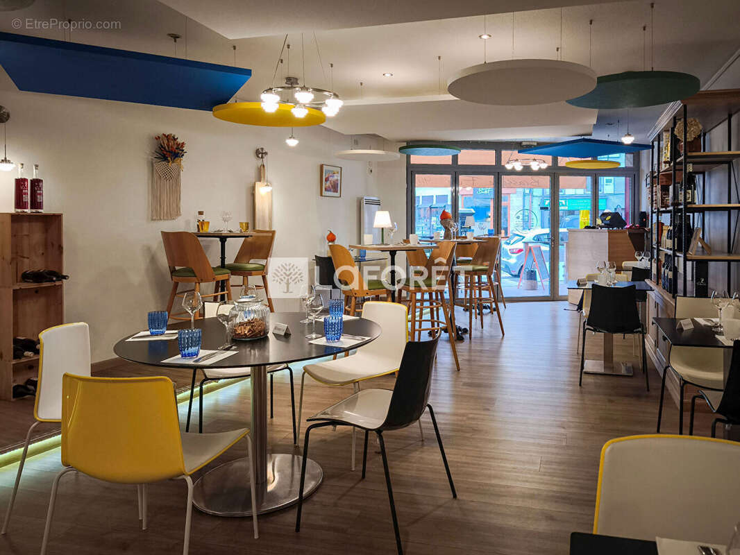 Commerce à LE PUY-EN-VELAY