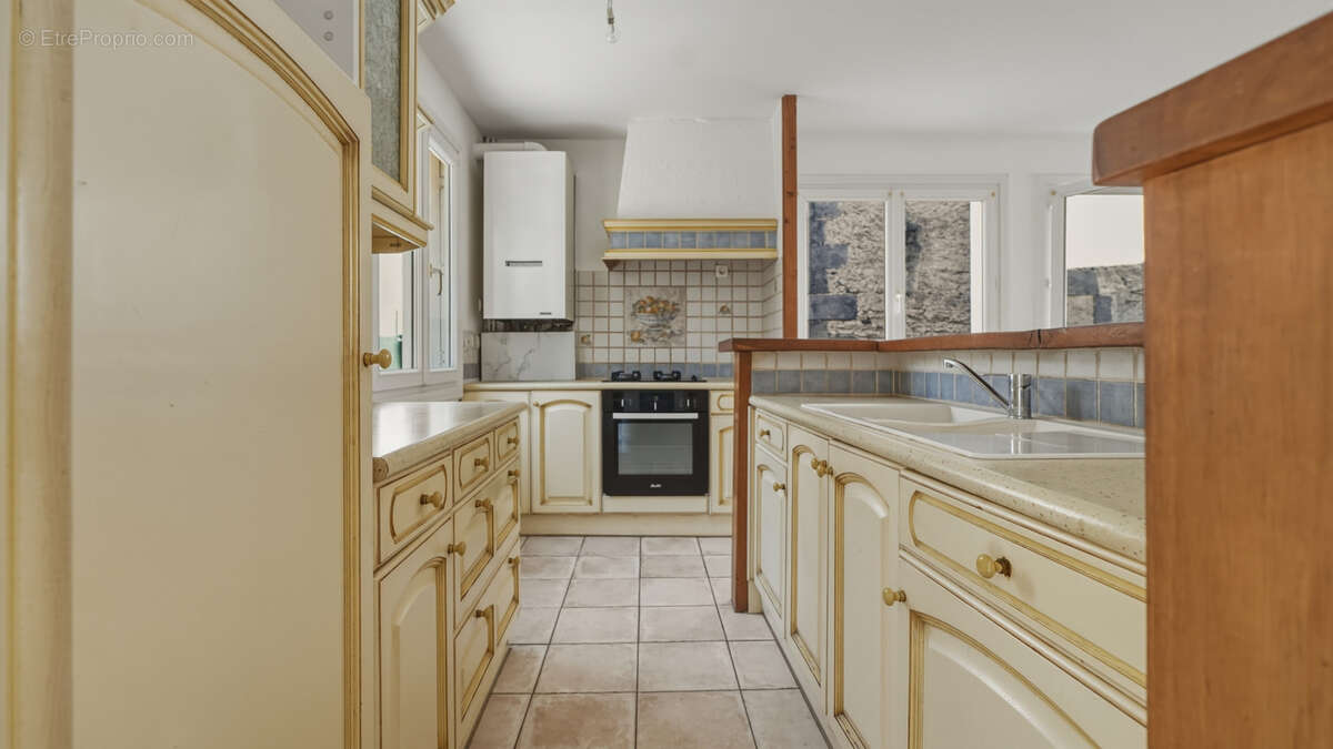 EXCLUSIVITÉ - NOHANENT - Lot de deux maisons de ville avec petit jardin - photo 10