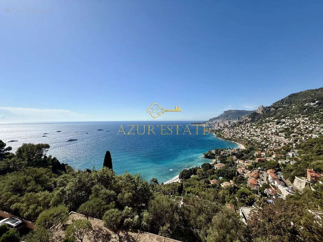 Appartement à ROQUEBRUNE-CAP-MARTIN
