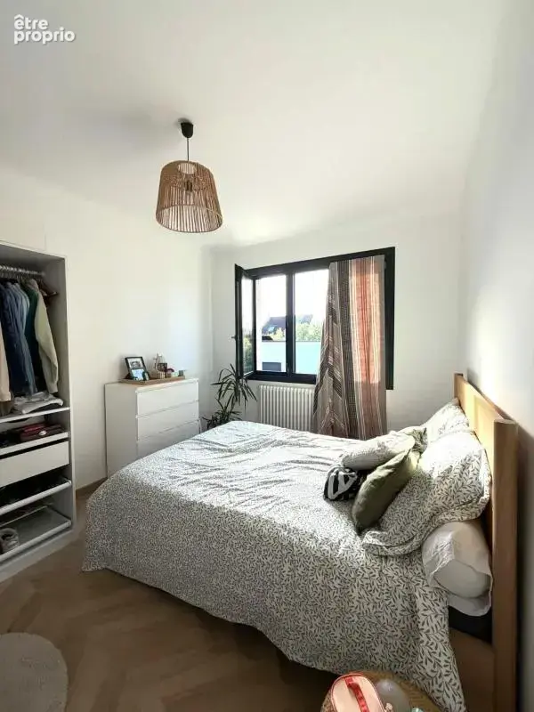 Maison indivuduelle totalement rénovée 3 chambres - Sous sol total - Jardin plat et clos 711 m² - Epône 78680 - photo 11