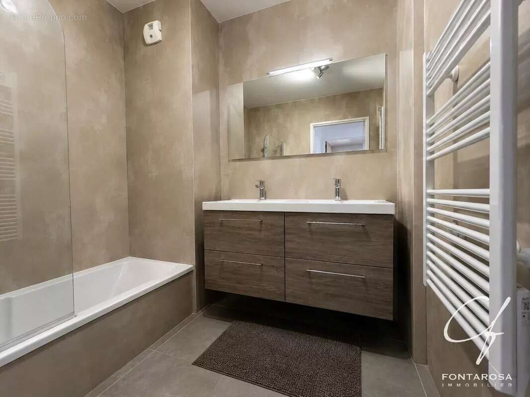 Appartement 3 pièces - FREJUS-rez-de-jardin - photo 13