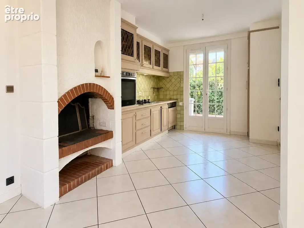 CARCASSONNE - Maison 105 m2 - 4 chambres - Jardin - photo 2